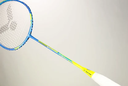 Badmintonová raketa Victor Thruster K70