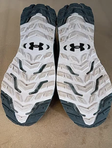Bazar -  Pánská běžecká obuv Under Armour Charged Bandit Storm TR 2 SP-BLK  EUR 44,5