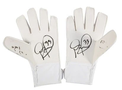 Brankářské rukavice Puma ONE Grip 17.4 GC s originálním podpisem Petra Čecha