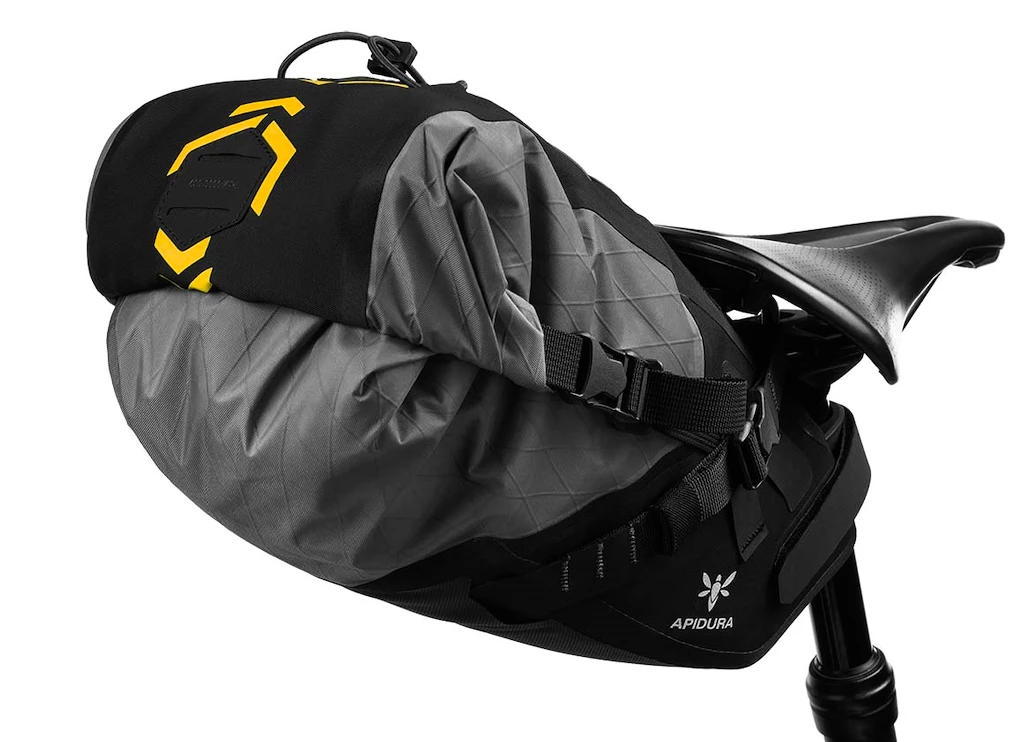 Brašna pod sedlo Apidura  Backcountry Saddle Pack 6L