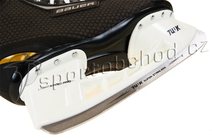 Brusle Bauer Supreme ONE.4