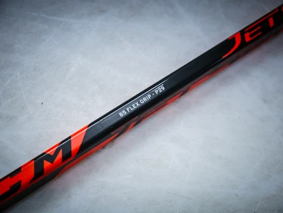 CCM JetSpeed 465  Kompozitová hokejka, Senior