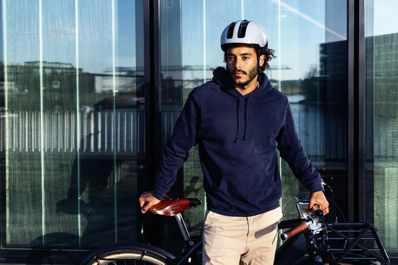 Cyklistická helma Abus Hud-Y Velvet Black M