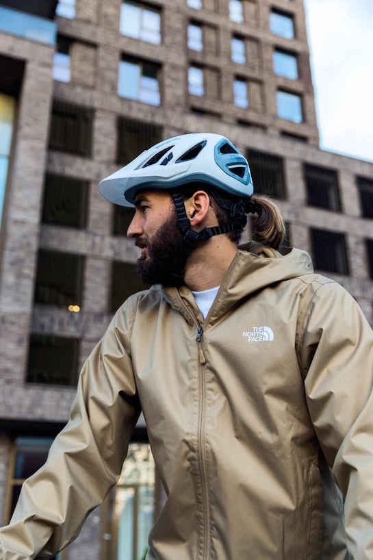 Cyklistická helma Abus Urban-I 3.0 Ace Polar White L