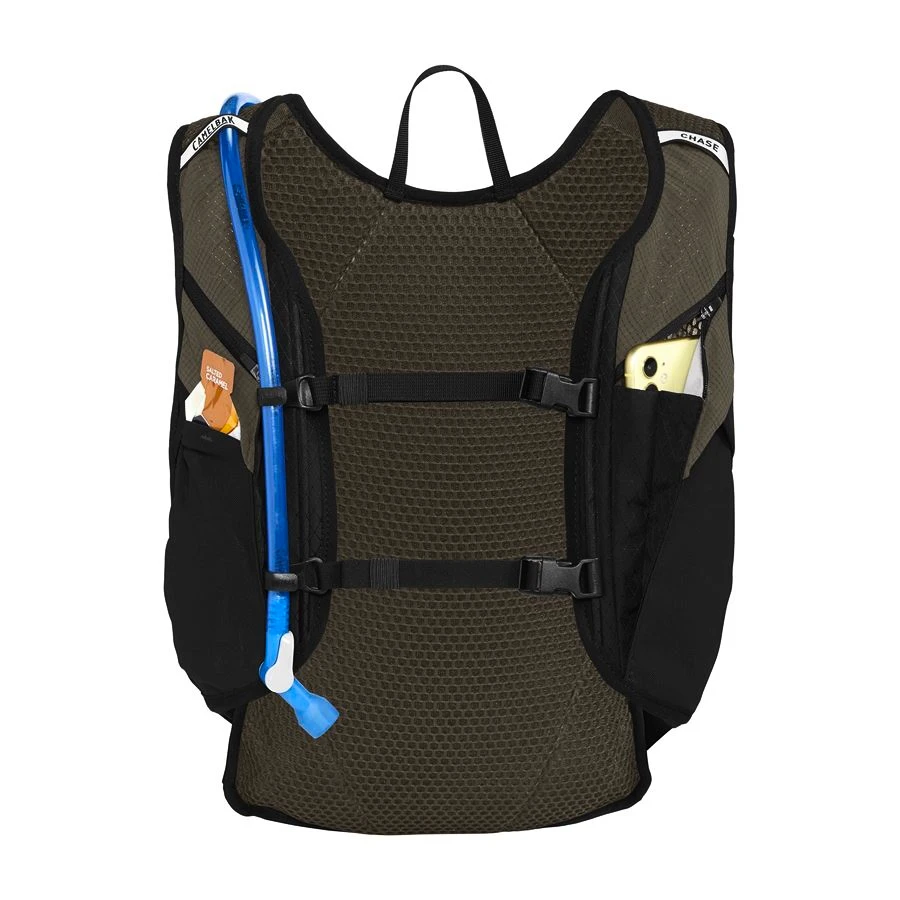 Cyklistický batoh Camelbak  Chase Adventure 8 Vest Black/Earth