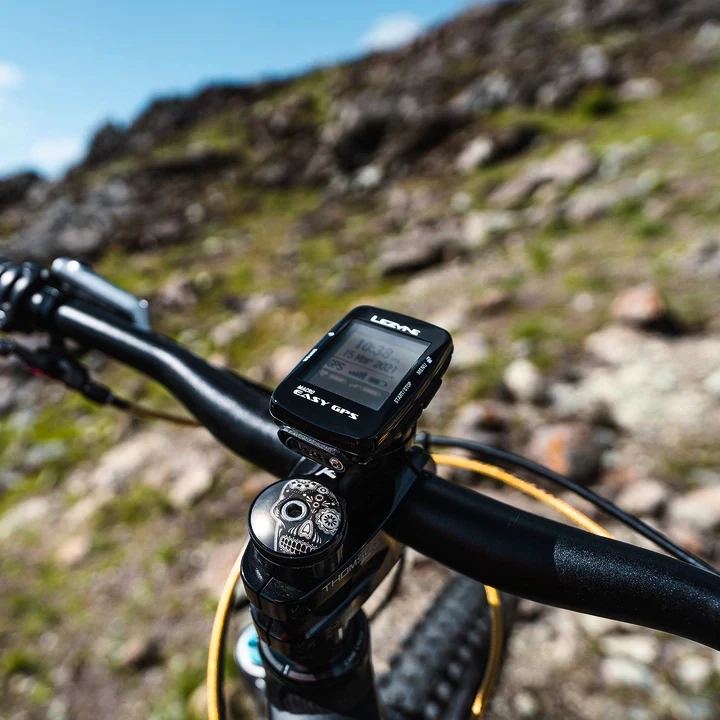 Cyklocomputer Lezyne  MACRO EASY GPS