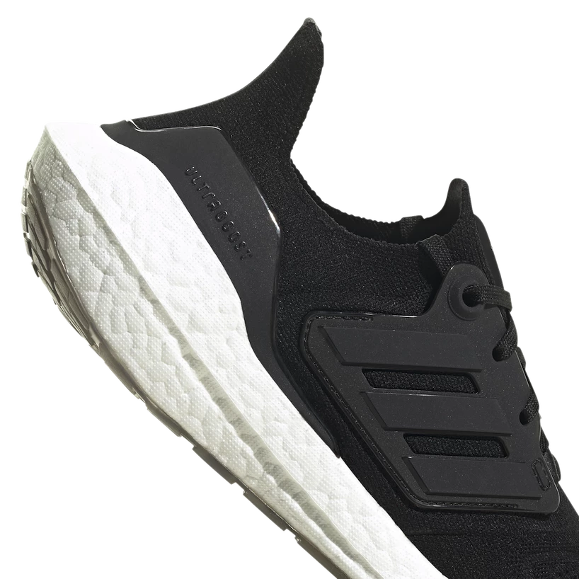 Dámská běžecká obuv adidas  Ultraboost 22 W Core Black