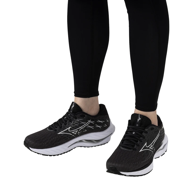 Dámská běžecká obuv Mizuno  Wave Inspire 20 Ebony/White/Black  UK 4