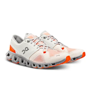 Dámská běžecká obuv On  Cloud X Ivory/Alloy  EUR 38,5