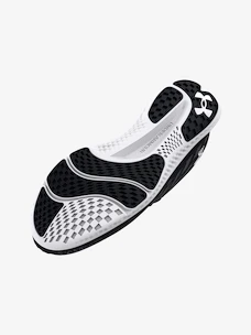 Dámská běžecká obuv Under Armour Charged Breeze 2-BLK  EUR 37,5
