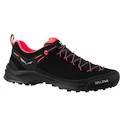 Dámská outdoorová obuv Salewa  WILDFIRE LEATHER Black/Fluo Coral