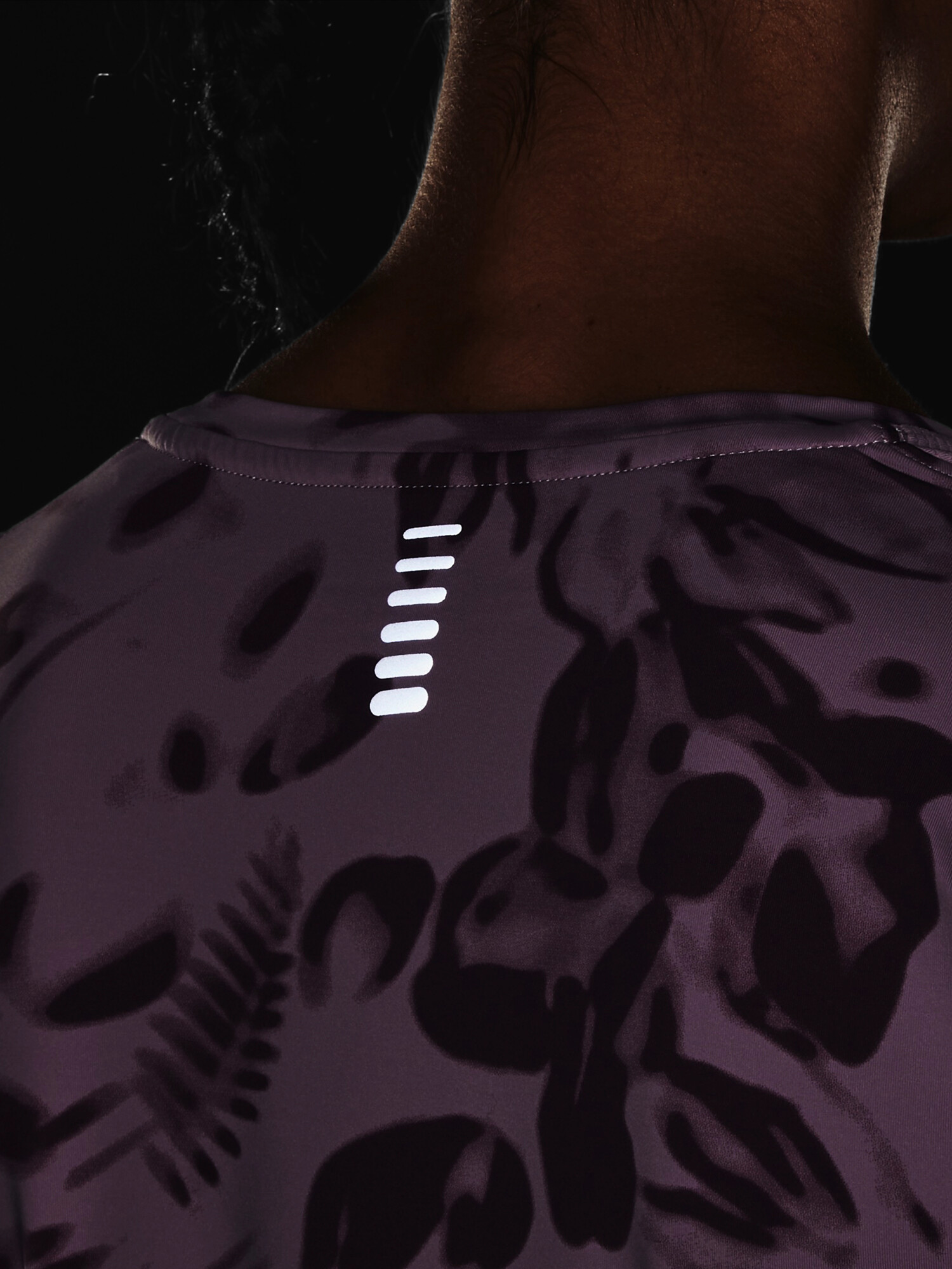 Under Armour Fialové dámské tričko Iso Chill 200 Print SS - thumb (3)