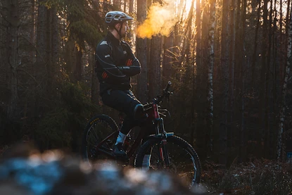 Helma Force  AVES MTB černá