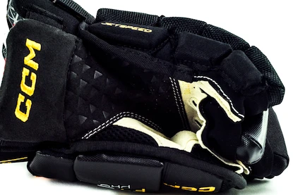 Hokejové rukavice CCM JetSpeed FT6 Pro Black/Sunflower Junior 11 palců