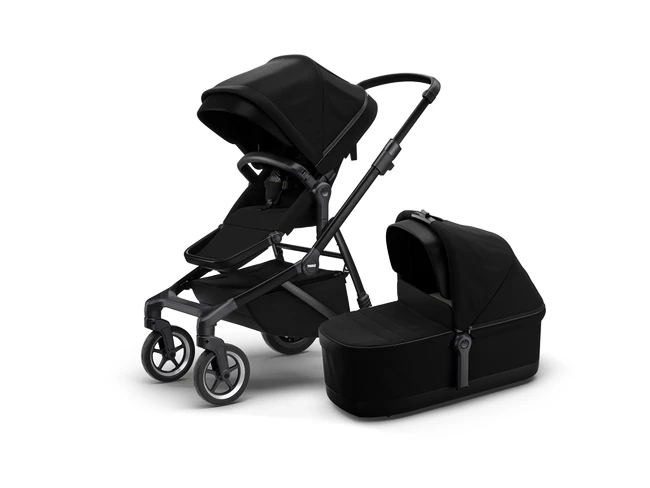 Kočárek Thule Sleek Black on Black + korbička Thule Sleek Bassinet