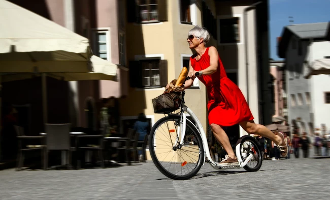 Koloběžka KICKBIKE  City G4