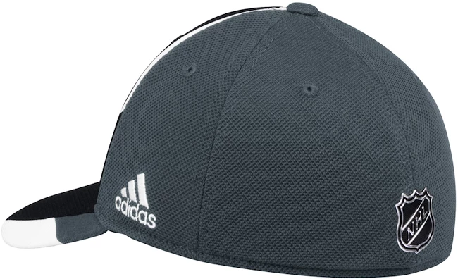 Kšiltovka adidas Echo Flexfit NHL Vegas Golden Knights