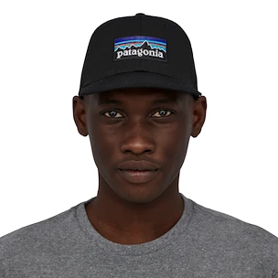 Kšiltovka Patagonia  P-6 Logo Trucker Hat Black