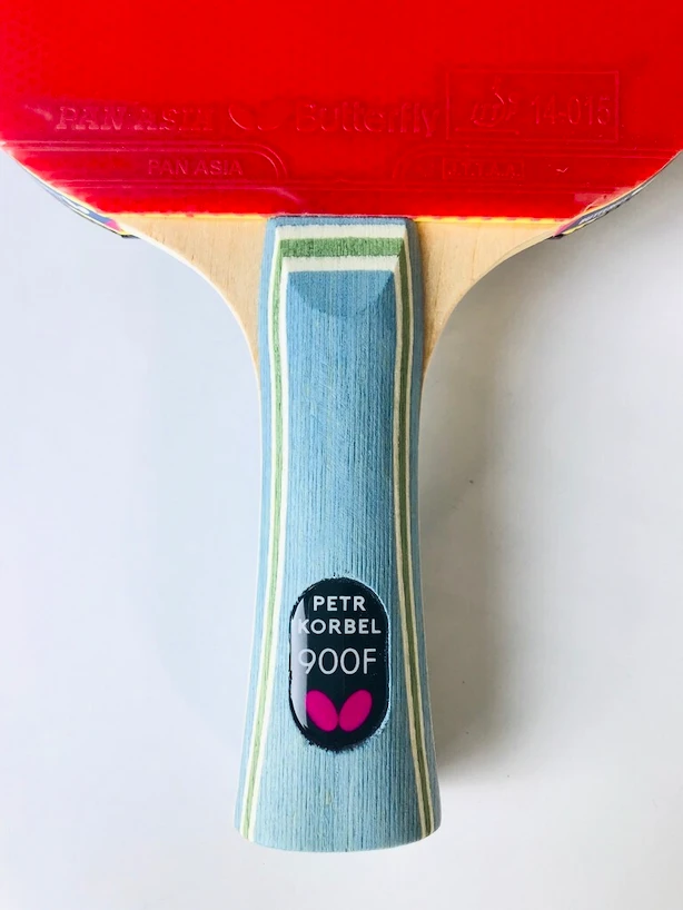 Pálka na stolní tenis Butterfly  Korbel 900