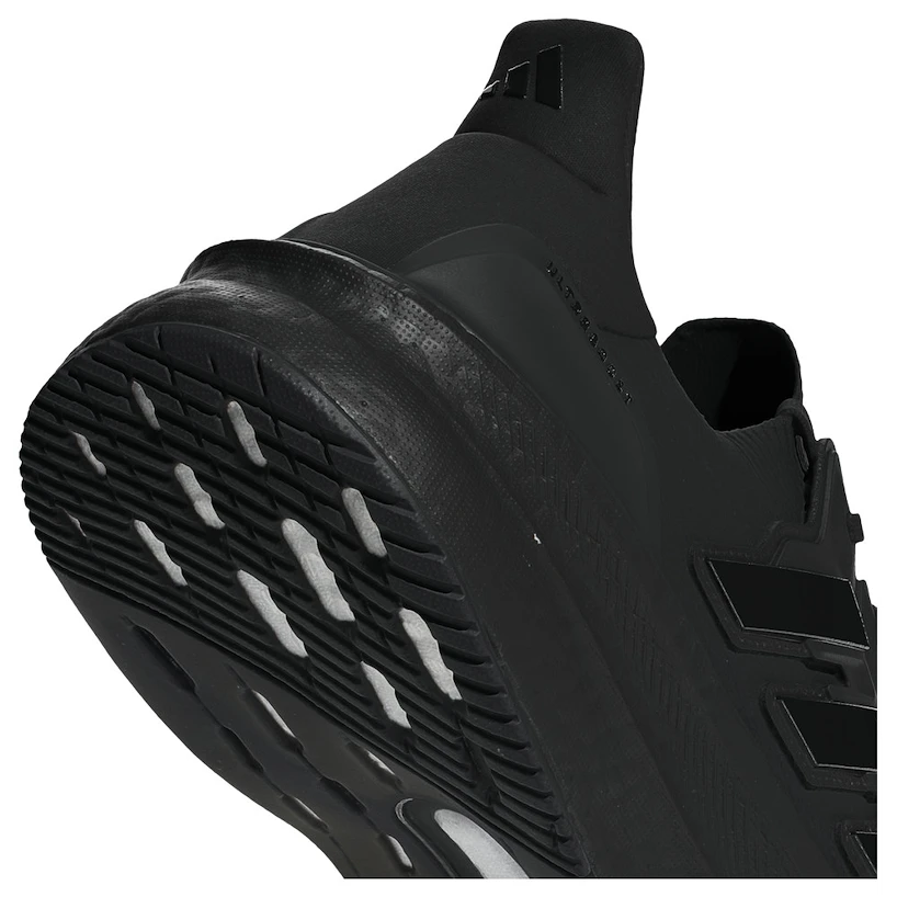 Pánská běžecká obuv adidas  Ultraboost 5 Core Black/Core Black/Core Black
