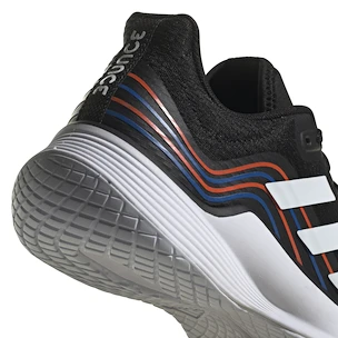 Pánská sálová obuv adidas  Novaflight M Black  EUR 43 1/3