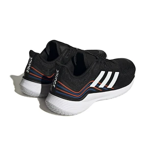 Pánská sálová obuv adidas  Novaflight M Black  EUR 43 1/3
