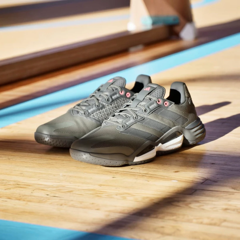 Pánská sálová obuv adidas  Stabil 16 M Shadow Olive