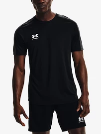 Pánské tričko Under Armour Challenger Training Top-BLK