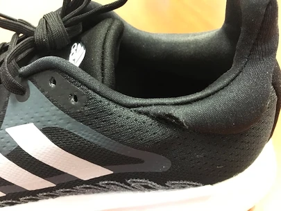 Poškozeno při přepravě - Pánská běžecká obuv adidas Solar Glide 3  černá  EUR 42