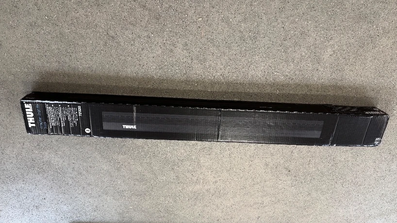 Poškozený obal -  Nosné tyče Thule WingBar Edge black  86 cm