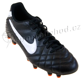 POSLEDNÍ PÁR Kopačky Nike Tiempo Natural IV FG vel. 43