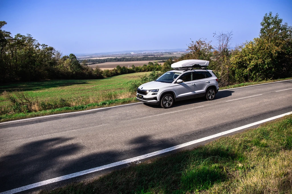 Střešní box Thule Motion XT XL white limited edition