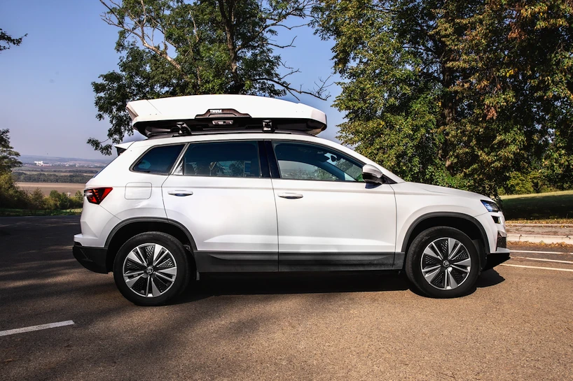 Střešní box Thule Motion XT XL white limited edition