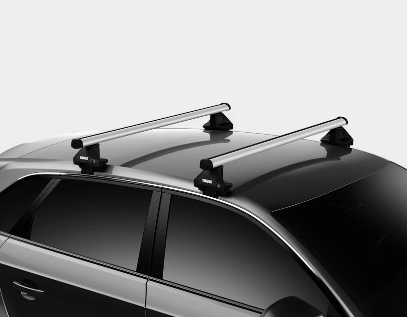 Střešní nosič Thule s profesionální tyčí Lexus LBX 5-dr SUV s holou střechou 2024