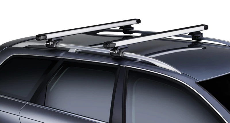 Střešní nosič Thule s teleskopickou tyčí Lexus CT 200h 5-dr Hatchback s holou střechou 11-24