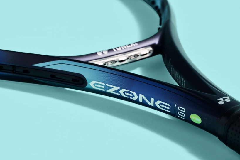 Tenisová raketa Yonex EZONE 100 2022