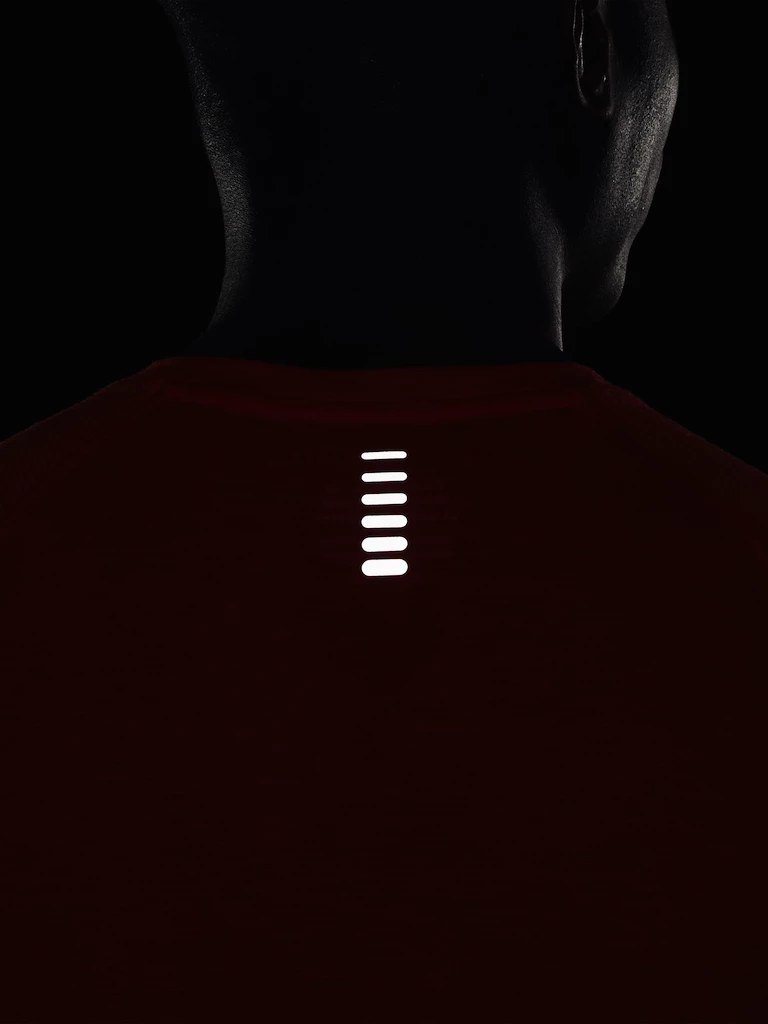 Tričko Under Armour UA STREAKER TEE-RED