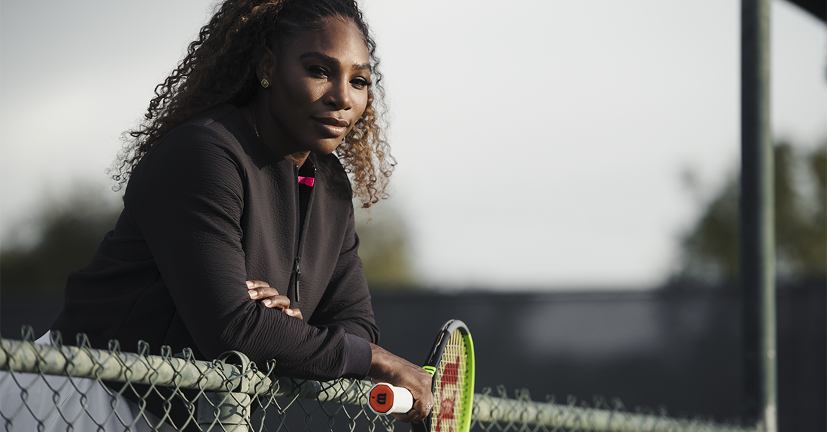 Serena Williams s tenisovými raketami Wilson Blade v7