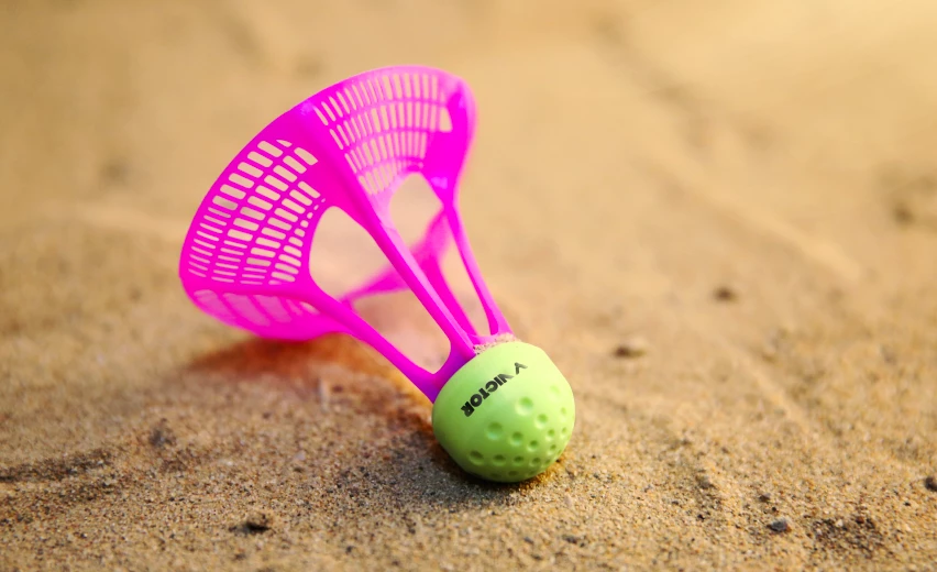 Airbadmintonové míče Victor AirShuttle - badmintonové venkovní míčky