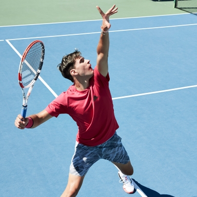 Dominic Thiem v oblečení na tenis adidas New York