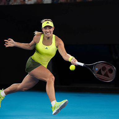 Angelique Kerber v tenisovém oblečení adidas Australian Open 2021