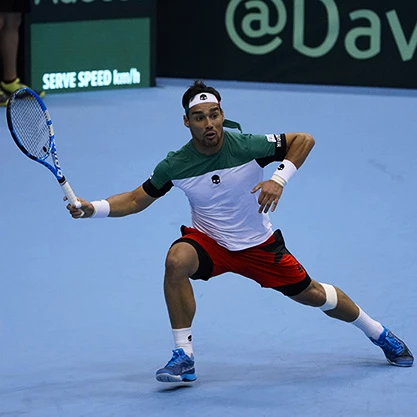 Fabio Fognini s tenisovou raketou Babolat Drive