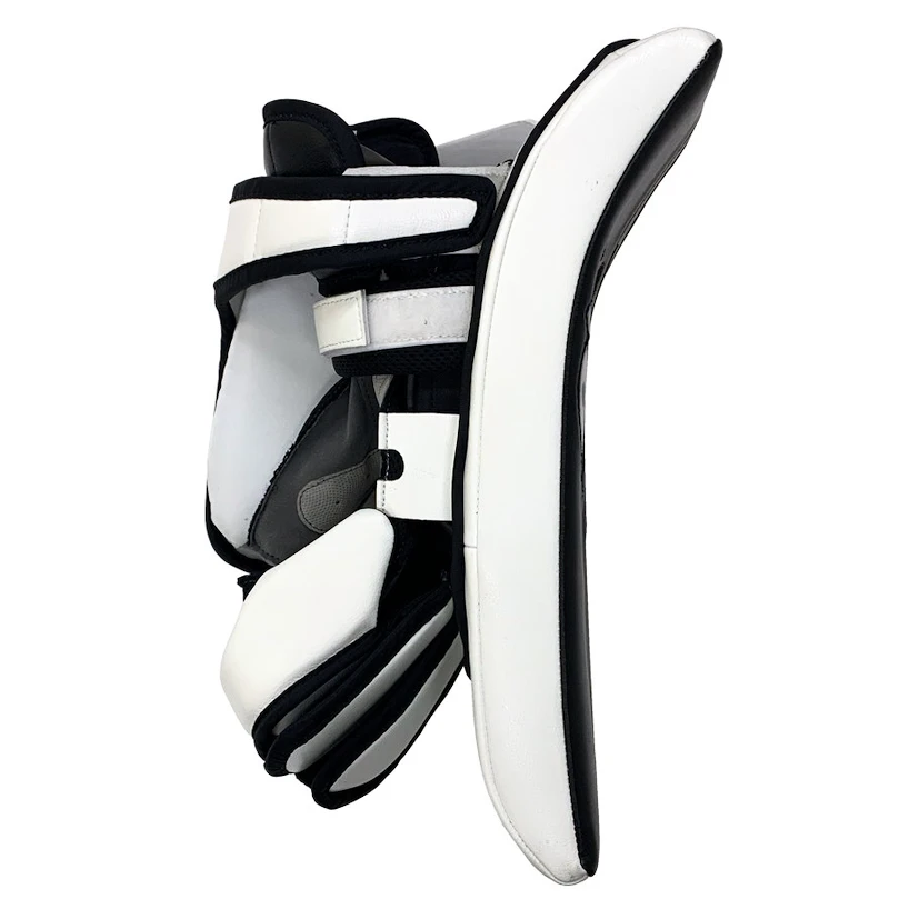 Vyrážečka BRIAN'S Iconik X White/Black/Red Intermediate na pravou ruku (normální)